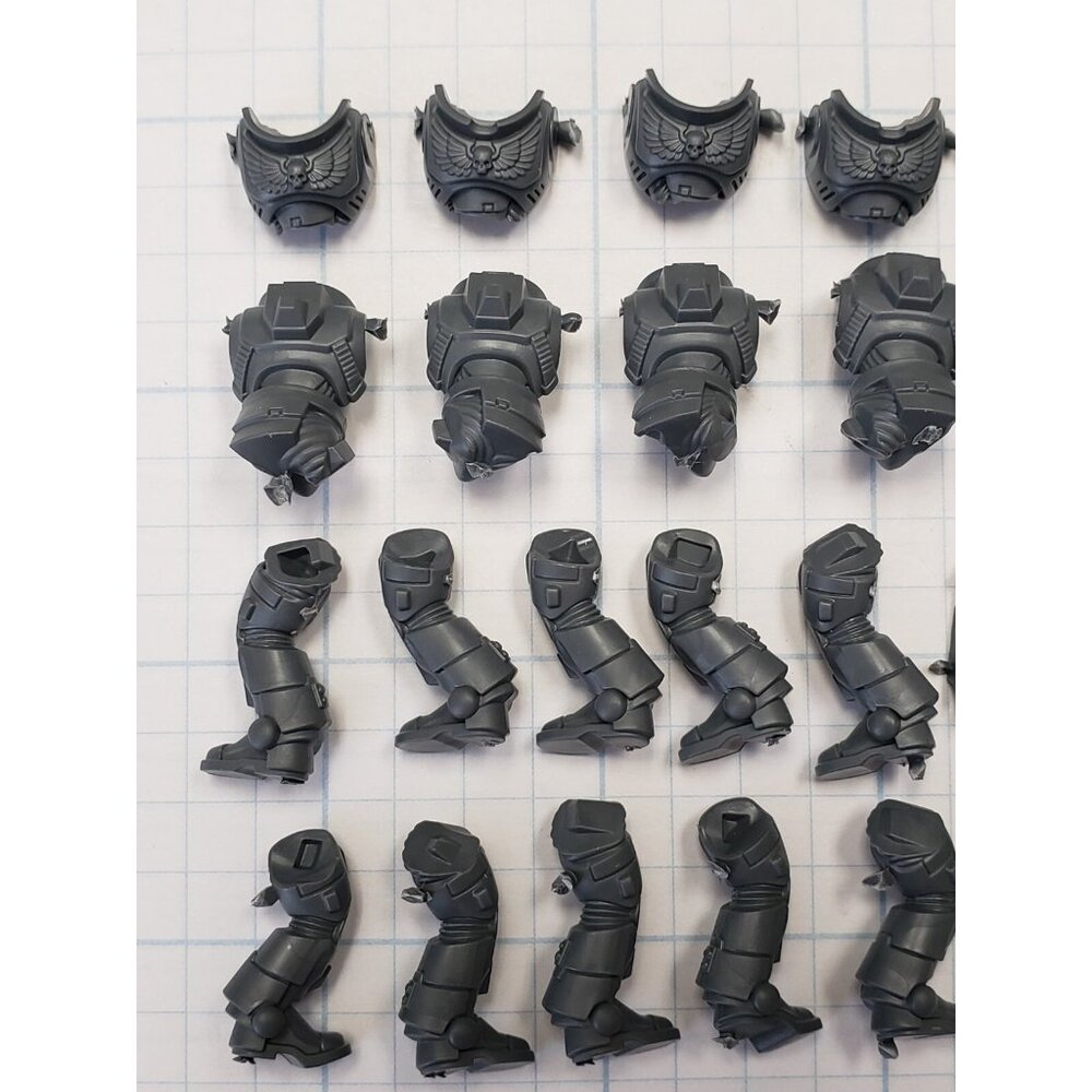 Warhammer 40k Space Marine Bits Primaris Intercessor Torso & Legs Set x5 - Picture 2 of 3